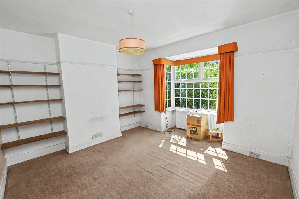 Property photo 3 of 9 Picture No. 12