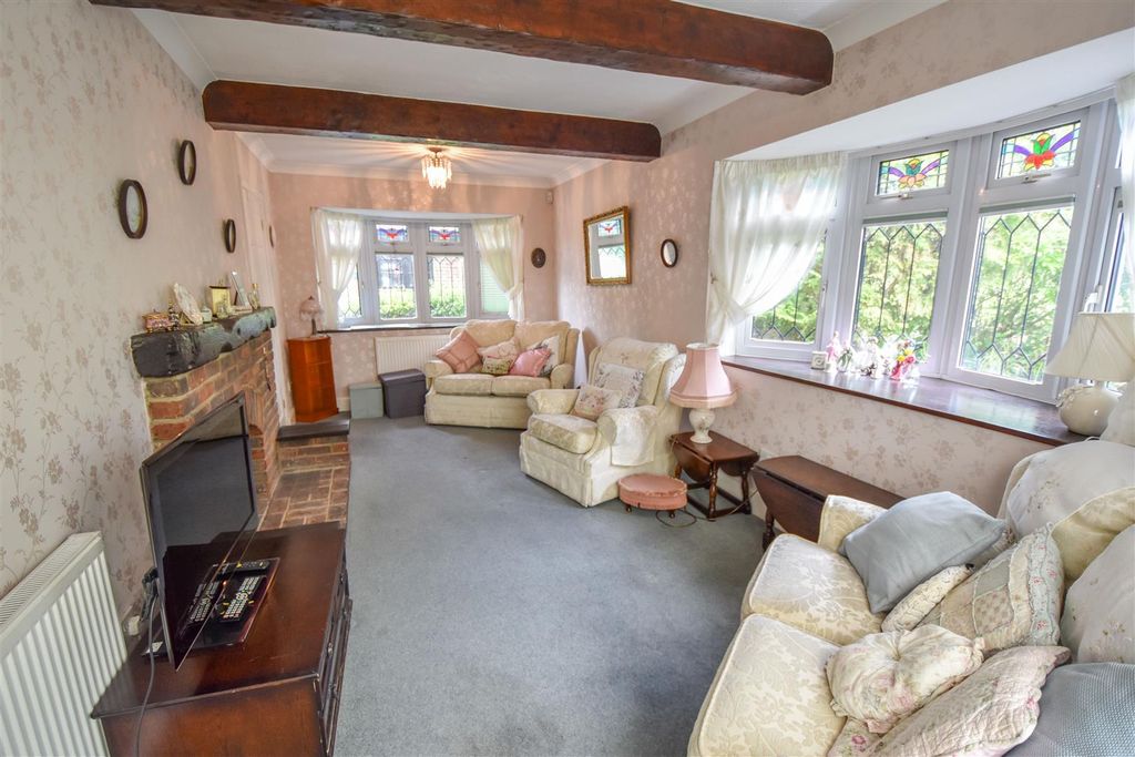 Additional image 5 of 3 bed detached house for saleFrog Street, Kelvedon Hatch, Brentwood CM15
