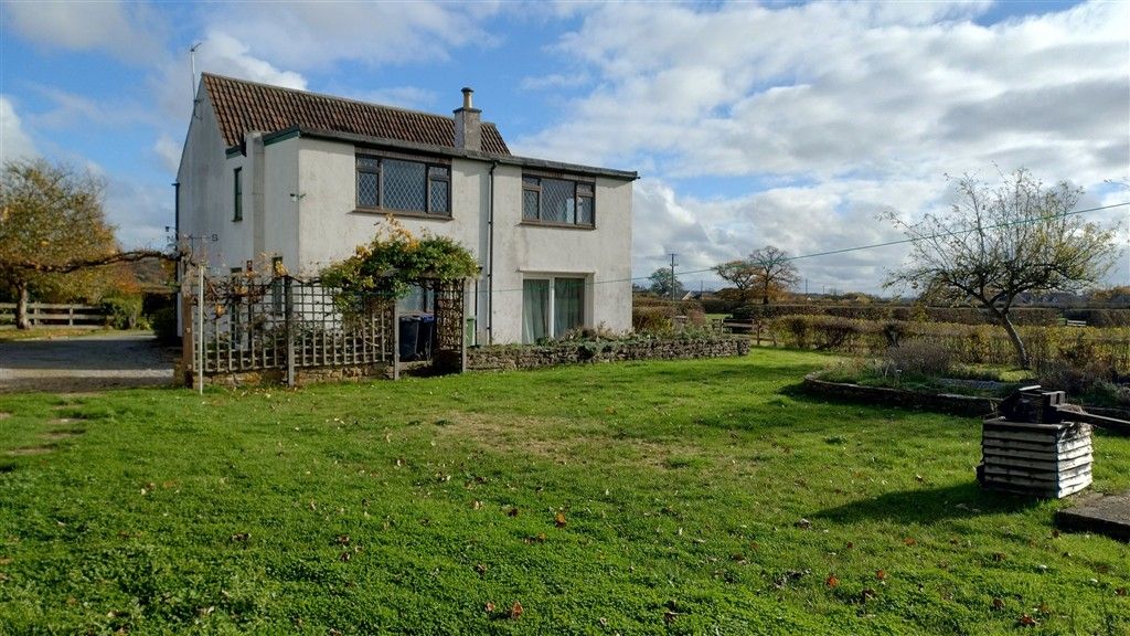 Property photo 2 of 12