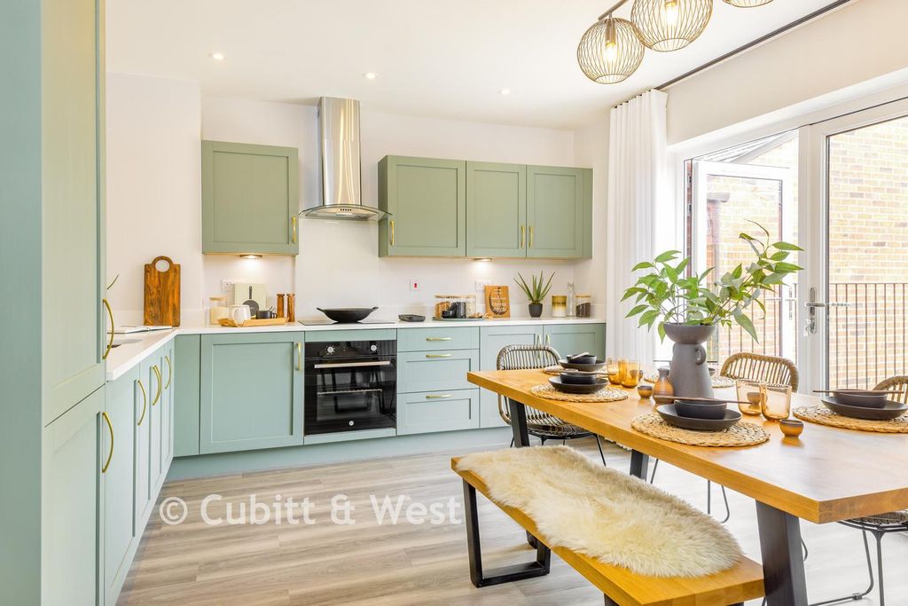 Property photo 3 of 6 Kitchen Diner