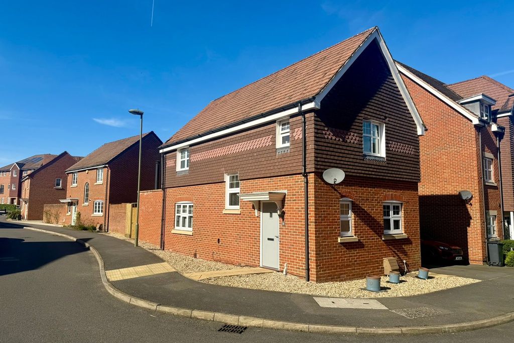 Property photo 1 of 25