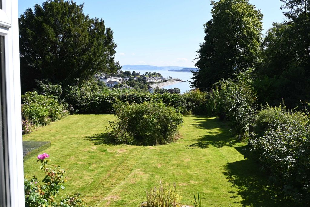 Property photo 3 of 32 4168724