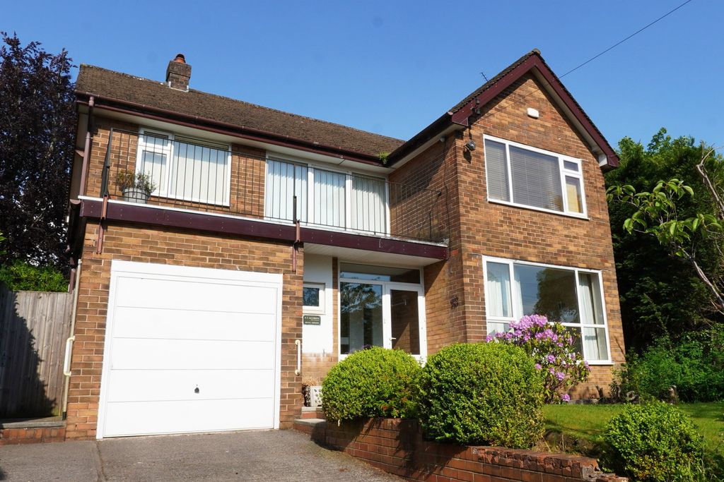 Property photo 1 of 21