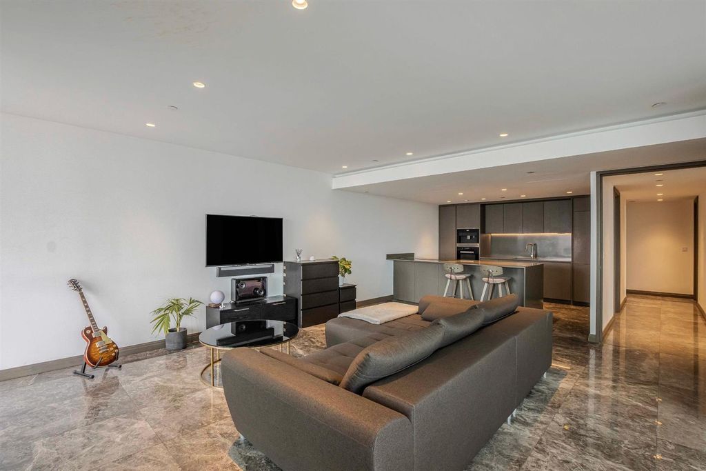 Property photo 1 of 22 Obf30321 (24).Jpg