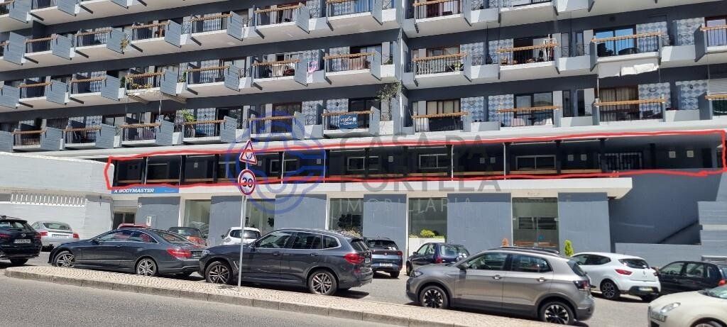 Property photo 1 of 33 T4 Of 309 m² In The Heart Of Monte Estoril