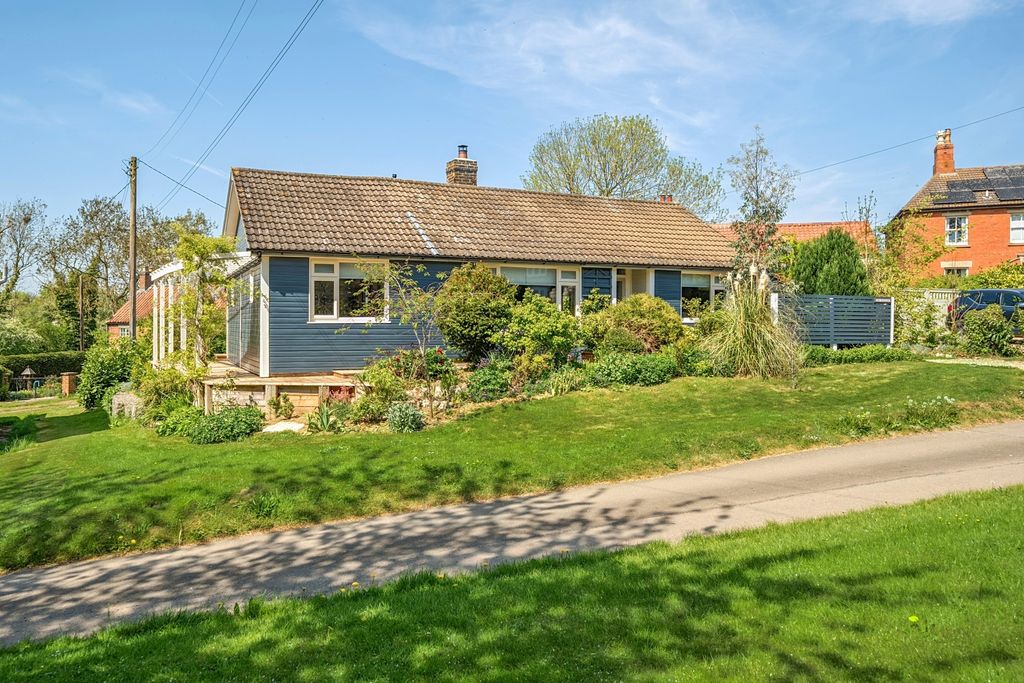 Property photo 1 of 15 16
