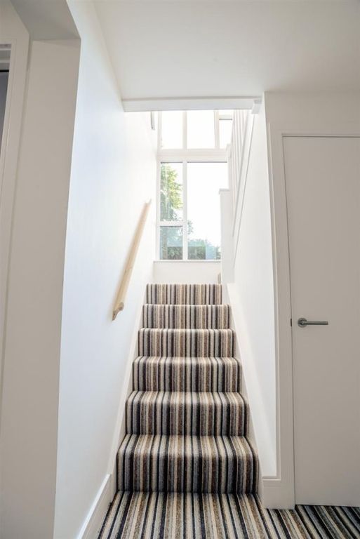 Property photo 3 of 8 9365124.Jpg