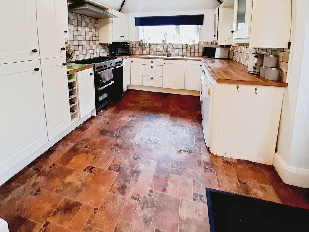 Property photo 2 of 12 Pbox-Img.Jpg