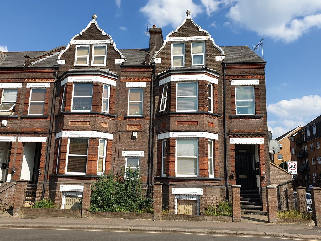 Property photo 1 of 7