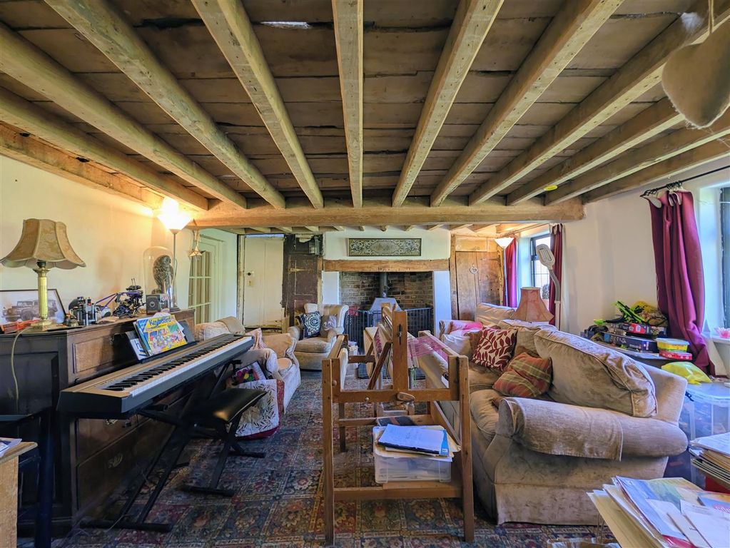 Property photo 2 of 14