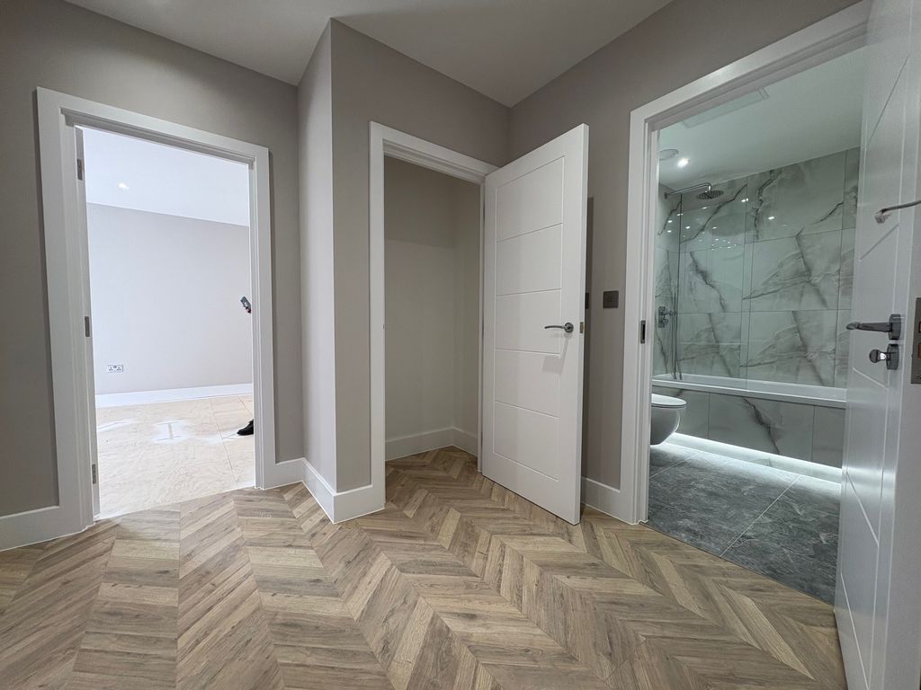 Property photo 1 of 5 Photo 2