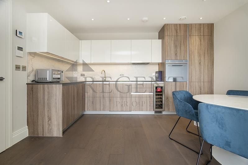 Property photo 3 of 13 Kitchen