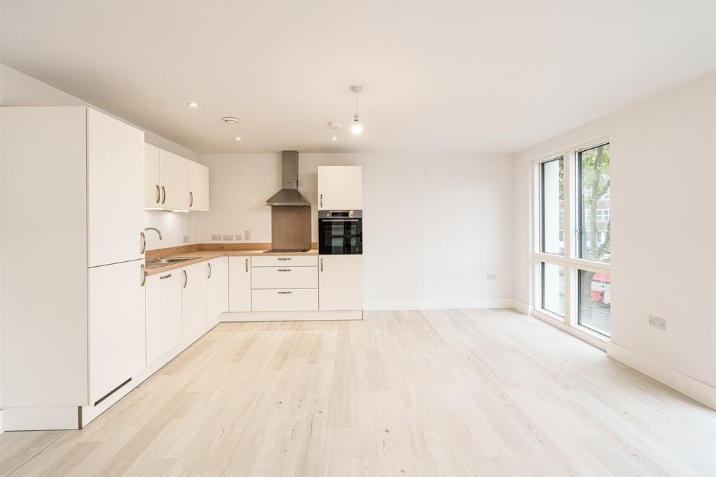 Property photo 2 of 18 Plot 9 Lindfield Place Final-9.Jpg