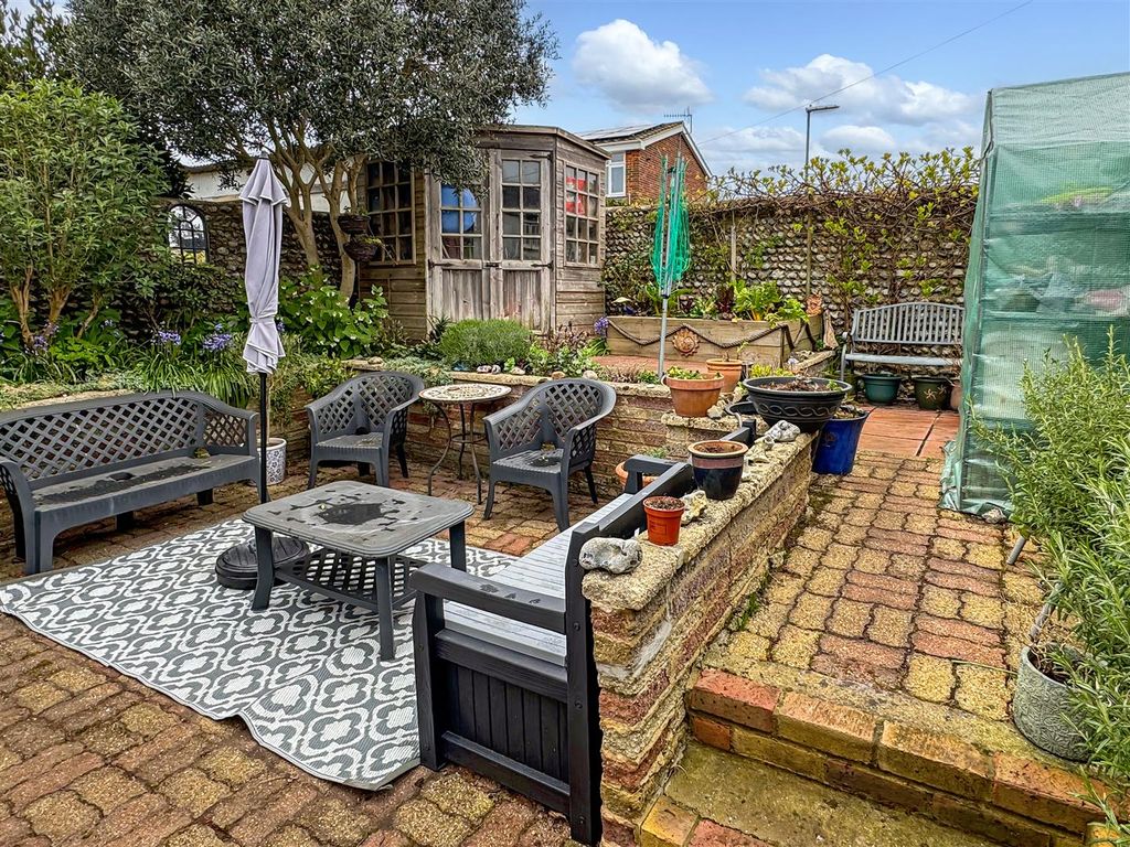 Property photo 2 of 16 Img_2776.Jpg