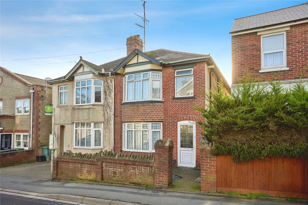 Property photo 1 of 22 Picture No. 12