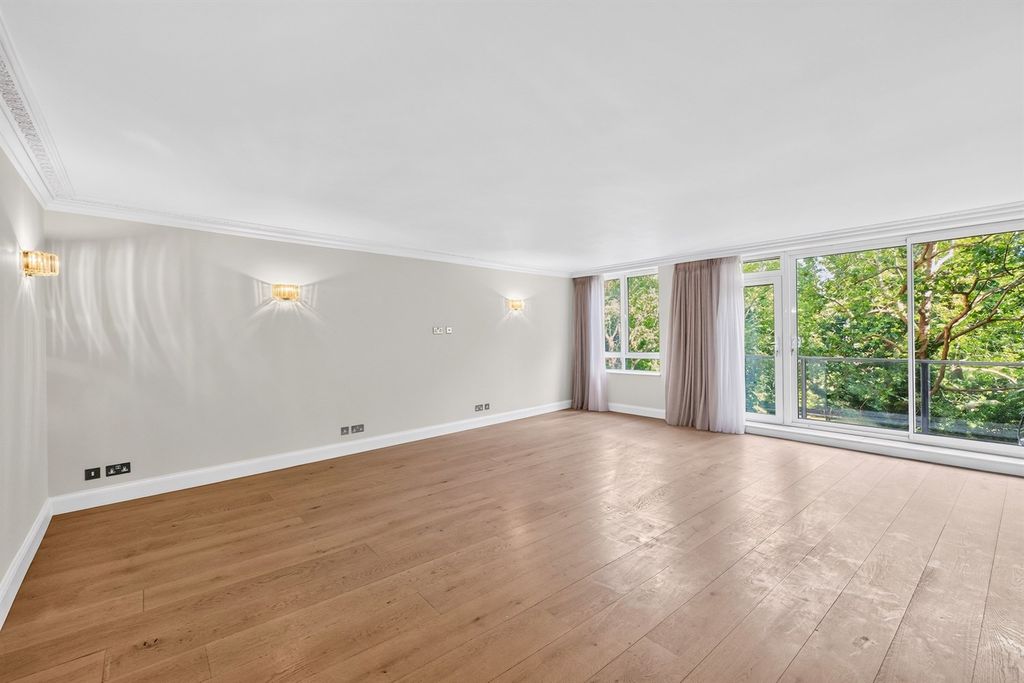 Property photo 1 of 10 (Main)