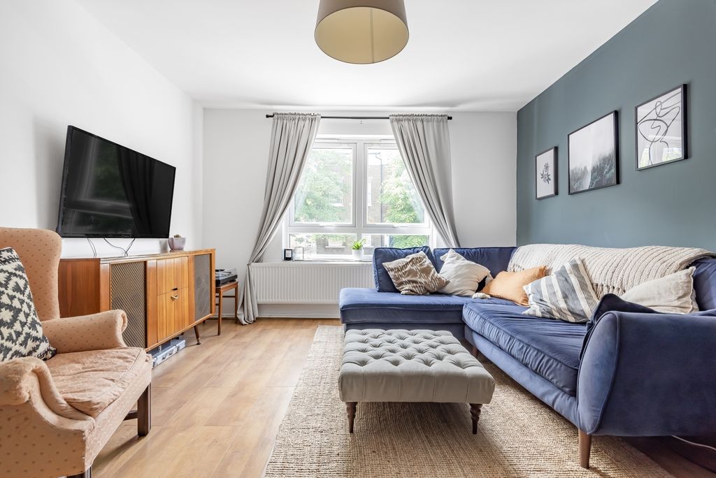 Property photo 1 of 8 857464 (2)