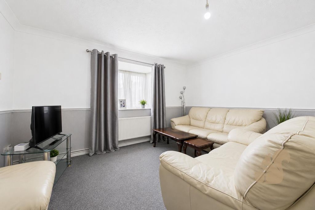 Property photo 2 of 6 E33449De-6D52-46A6-817B-647B831EE247.Png