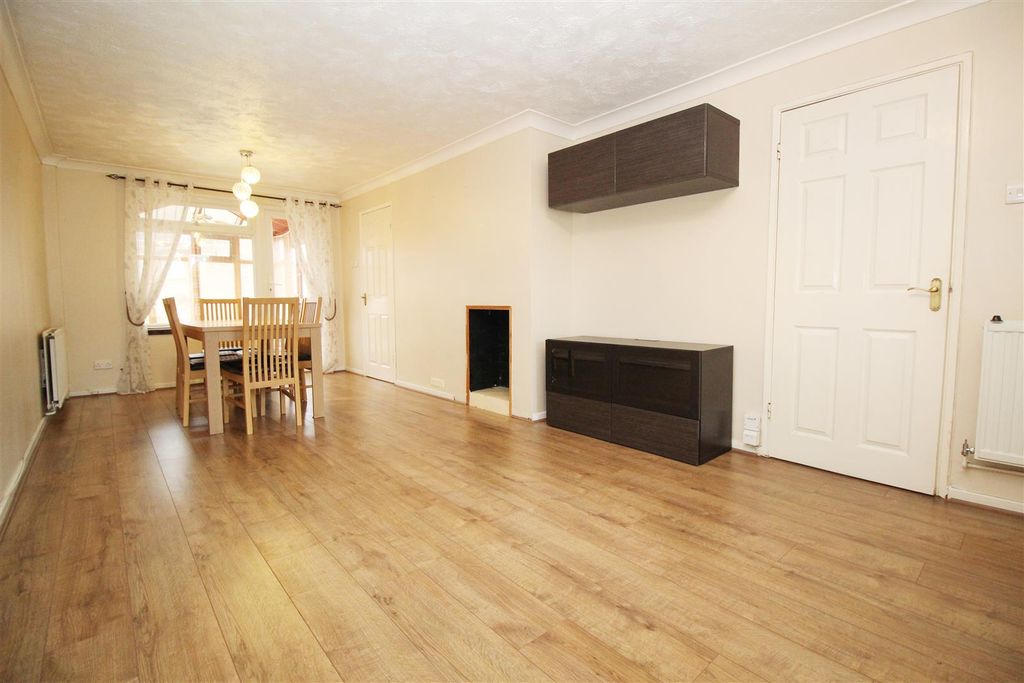 Property photo 3 of 9 Living Room.Jpg