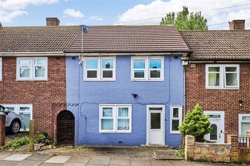Property photo 1 of 8