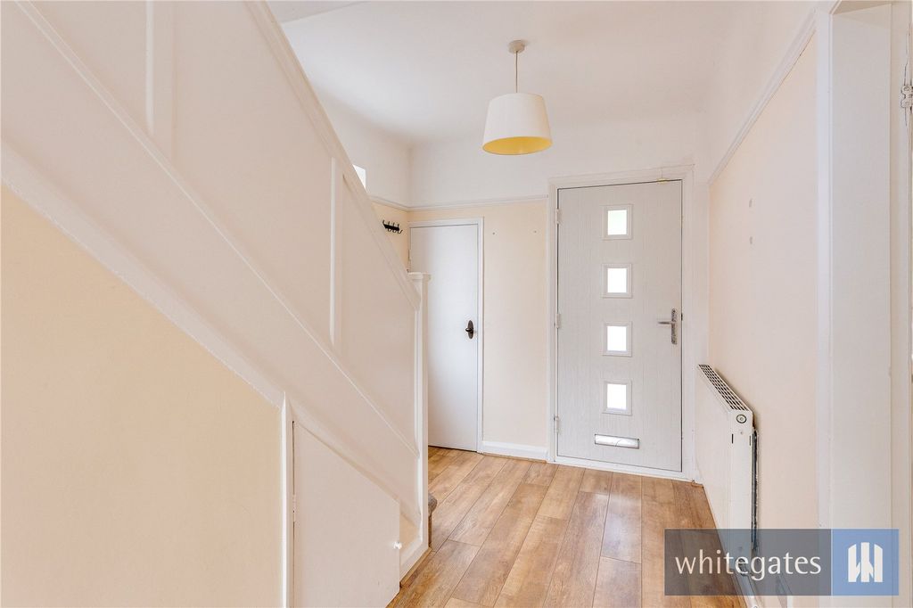 Property photo 3 of 41 Picture No. 39
