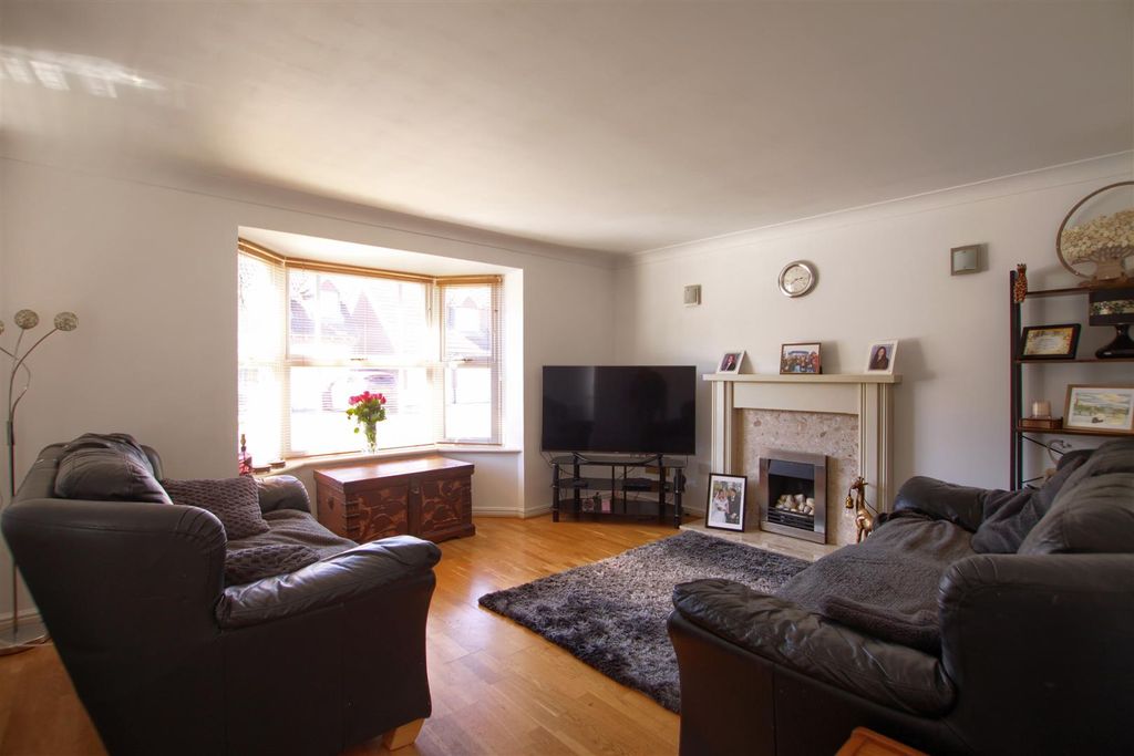 Property photo 3 of 13 Ps5.Jpg