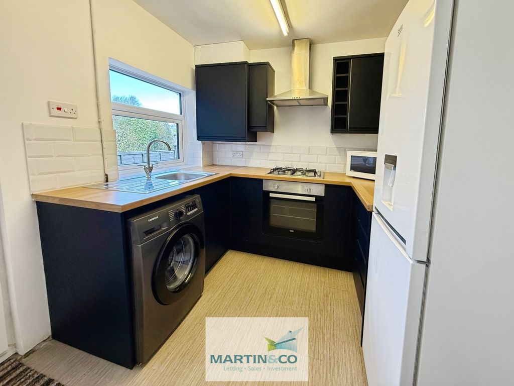 Property photo 2 of 13 627B7B8c--47Ec-9B0E-105025A3C946-25303-000002Eefa4