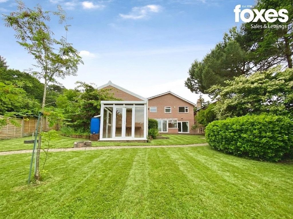 Property photo 2 of 22 5247712