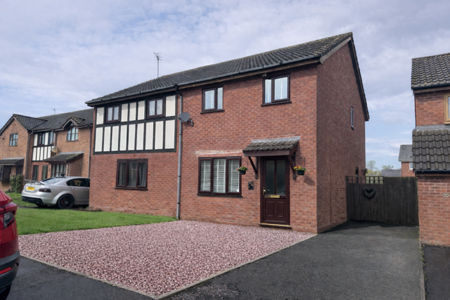 Property photo 1 of 20