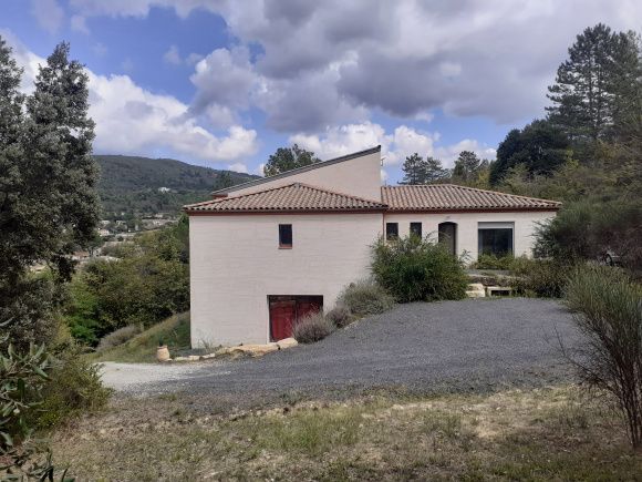 Property photo 1 of 24