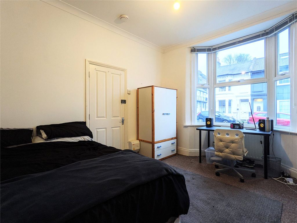 Property photo 3 of 10 Picture No. 01