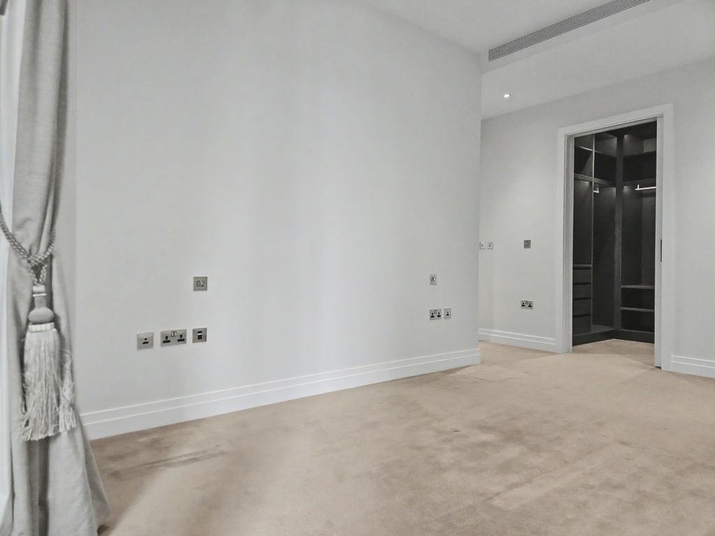 Property photo 3 of 26 Gallery