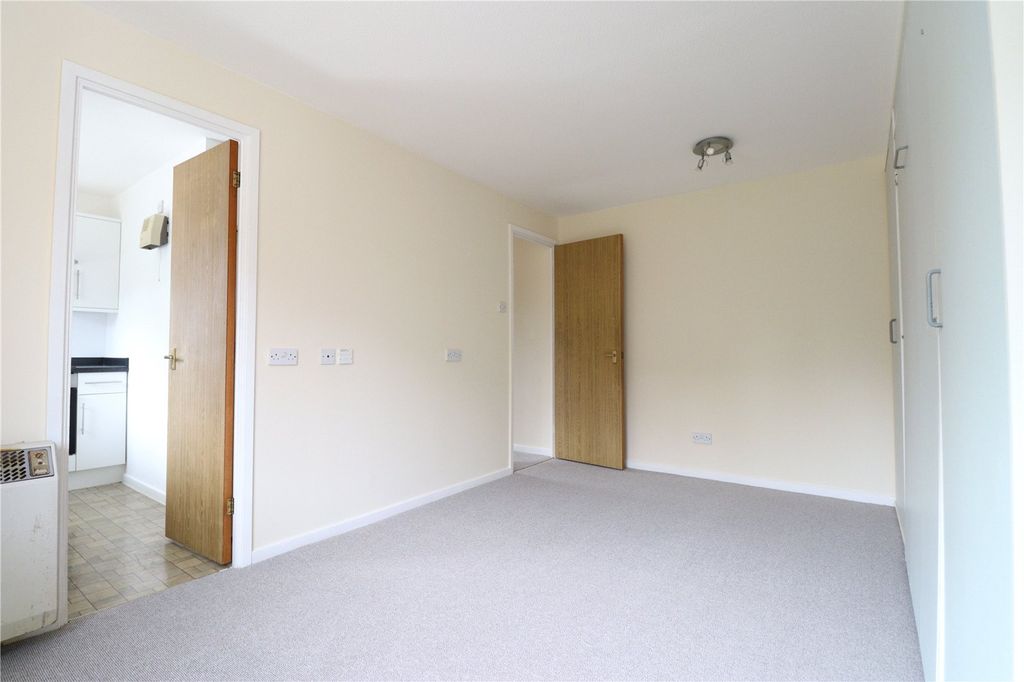 Property photo 2 of 7 Picture No. 08