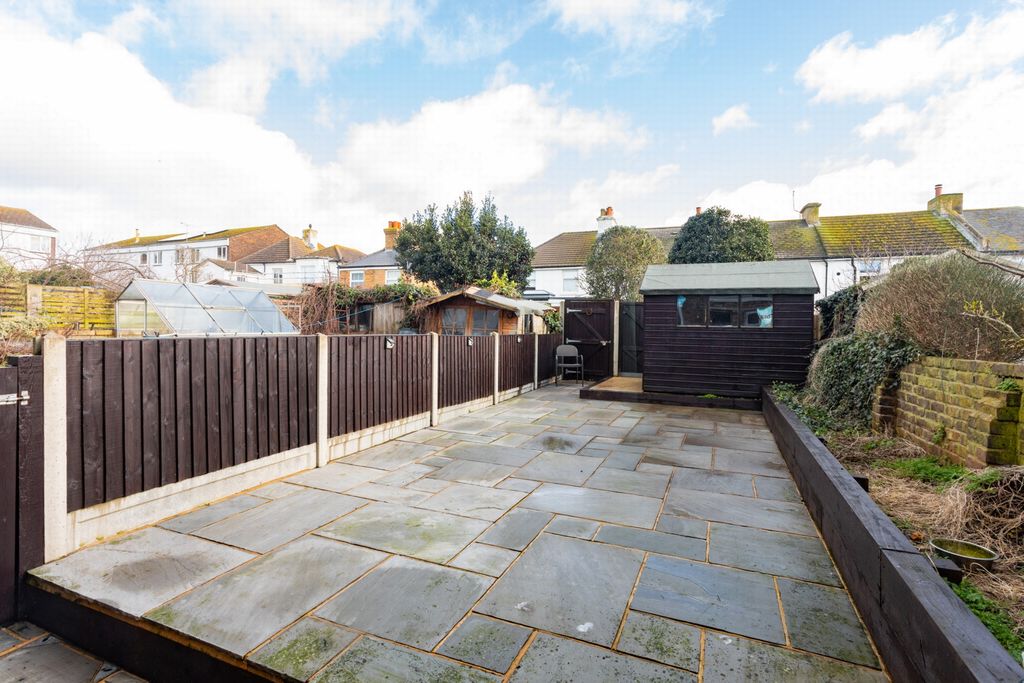 Property photo 2 of 22 Garden