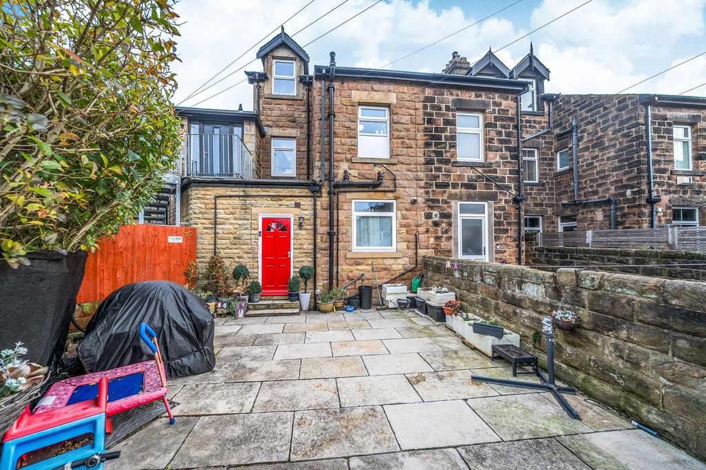 Property photo 3 of 19