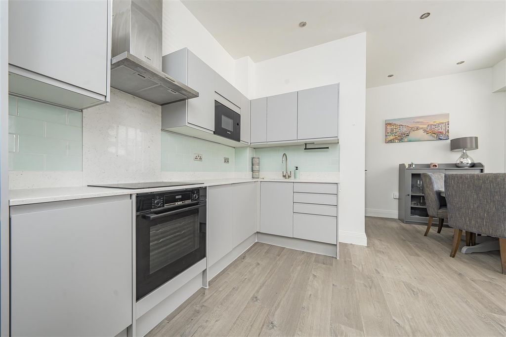 Property photo 2 of 13 Kitchen