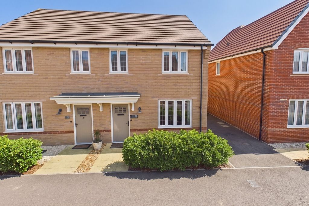 Property photo 1 of 10 Picture No. 12