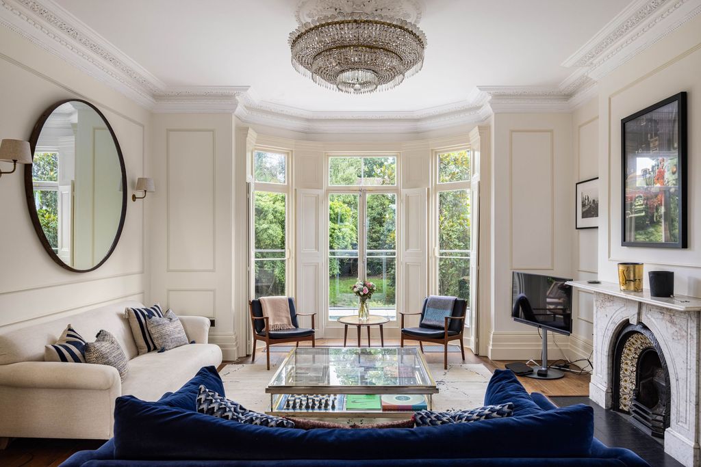 Property photo 2 of 18