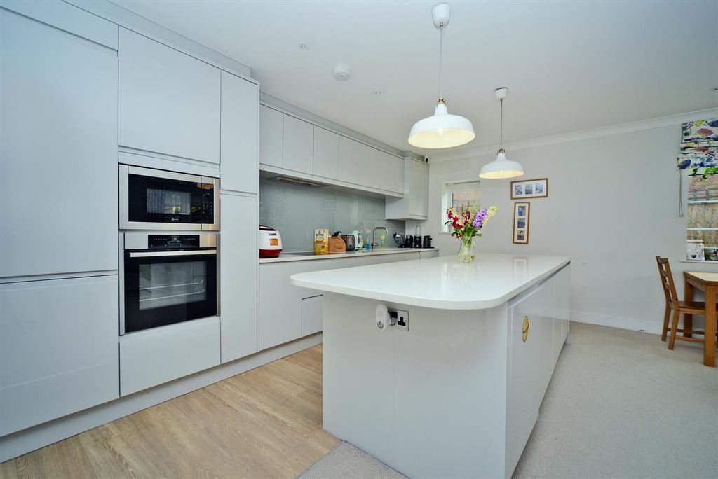 Property photo 2 of 10 Dsc_0537.Jpg