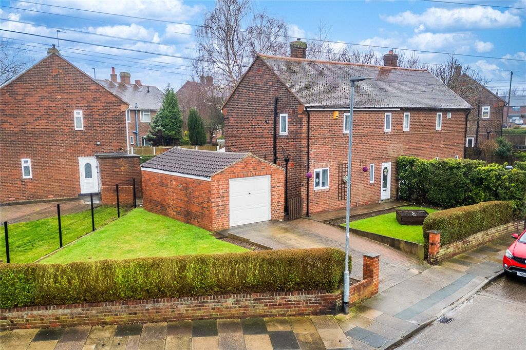 Property photo 1 of 33 Picture No. 07