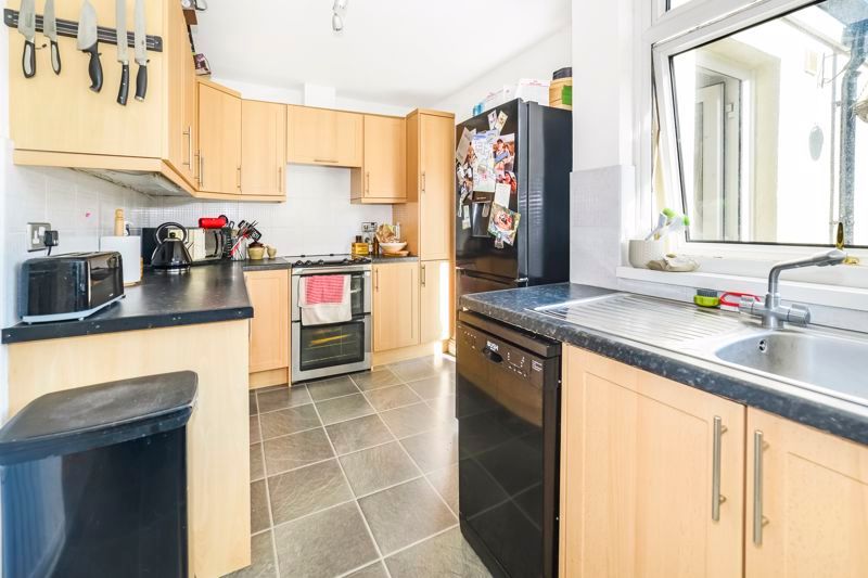 Property photo 3 of 10 Photo 20