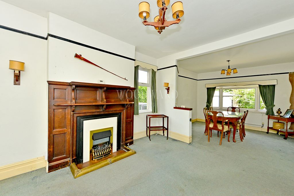 Property photo 3 of 20 Living/Dining Room