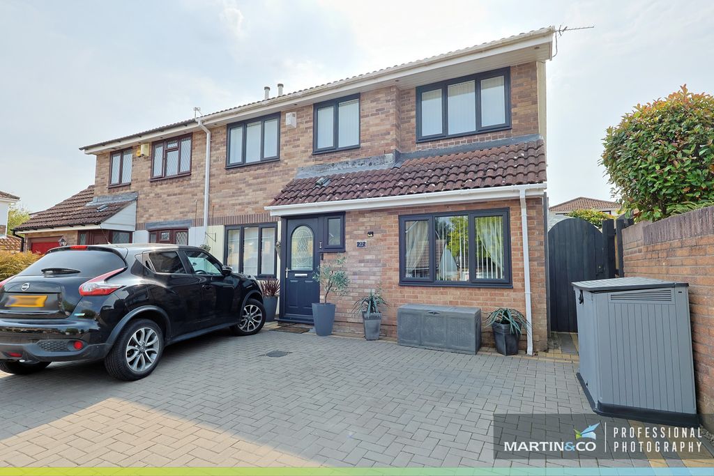 Property photo 1 of 45