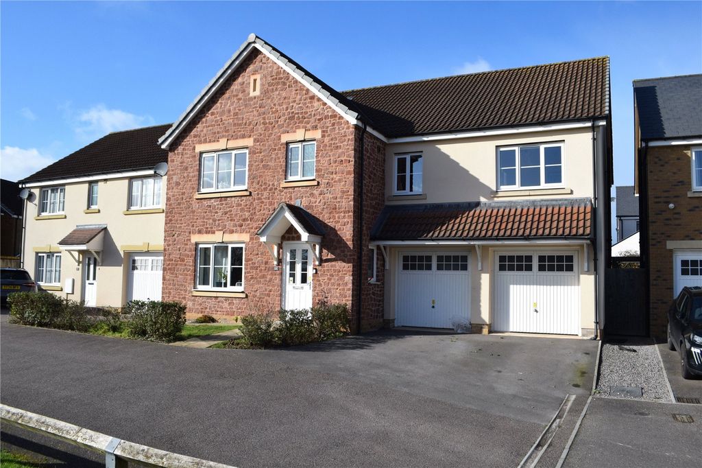 Property photo 1 of 20 Picture No. 04