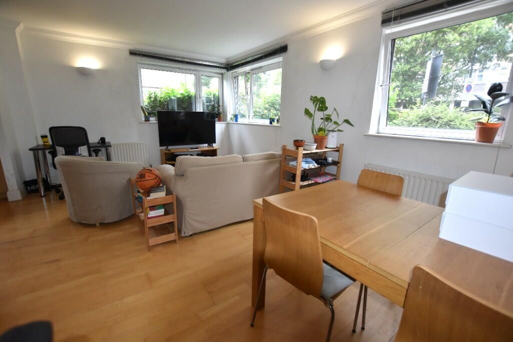 Property photo 3 of 13