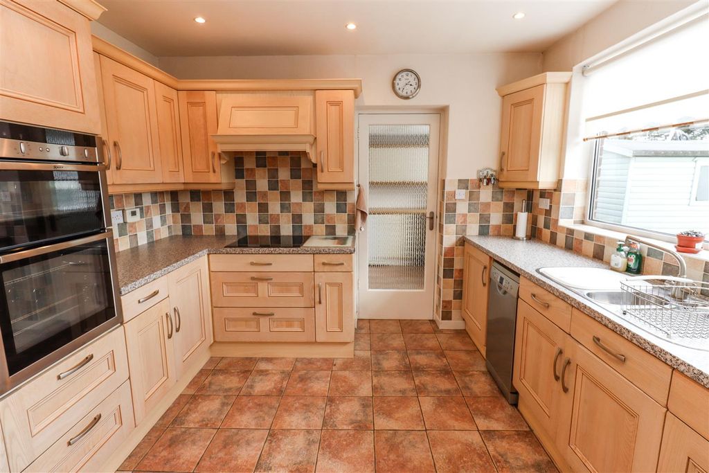 Property photo 2 of 21 Img_5789.Jpg