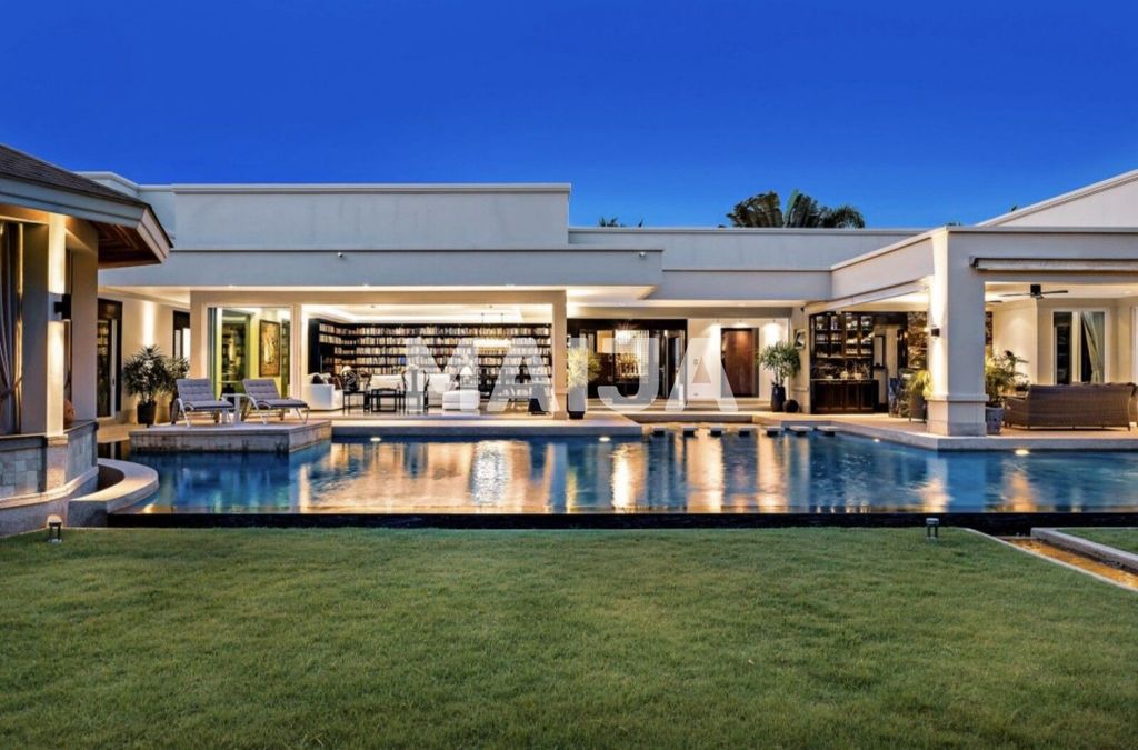 Property photo 3 of 27