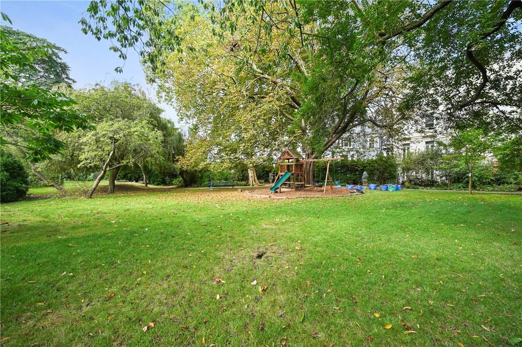 Property photo 2 of 12 Picture No. 19