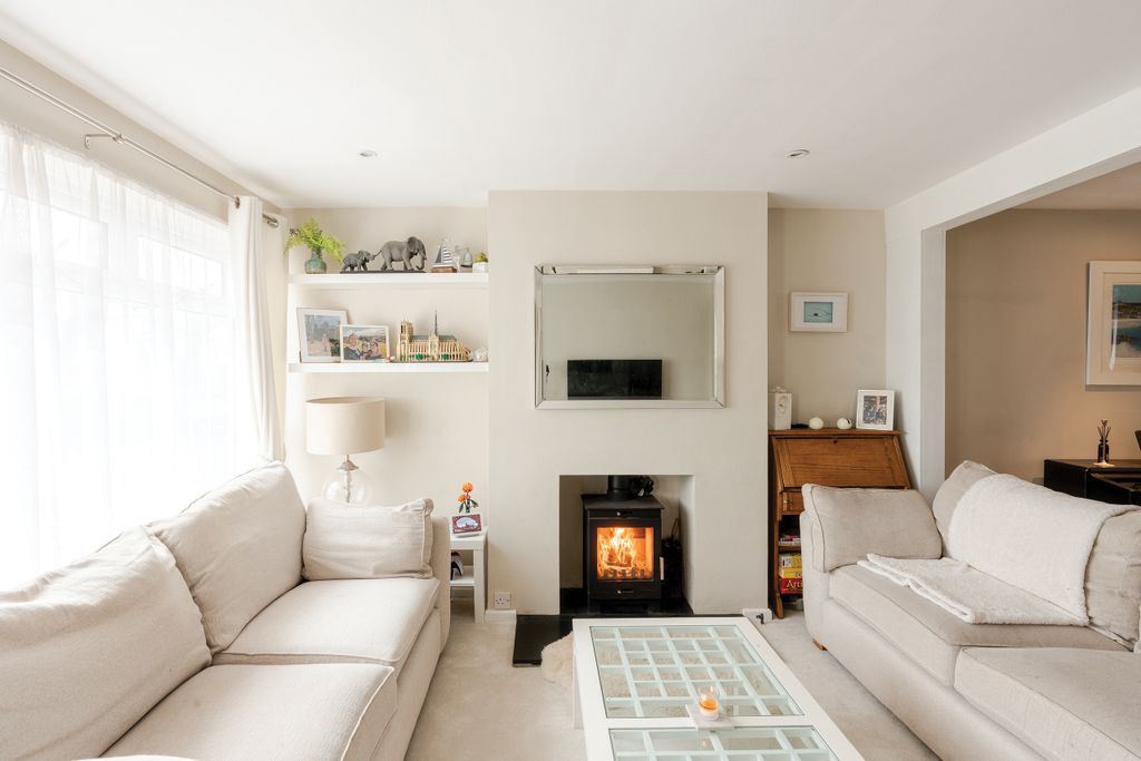 Property photo 3 of 27 Photo 3