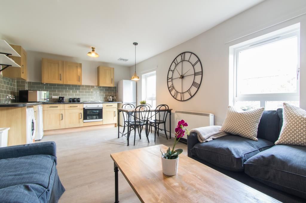 Property photo 1 of 11 Photo 0